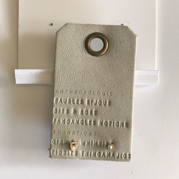 NEW Anthropologie Letter "P" Monogram & Pearl Post Earring Set HTF - Picture 3 of 6